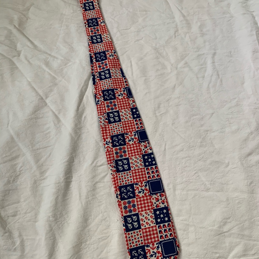 VINTAGE Tie for the 4th of July!